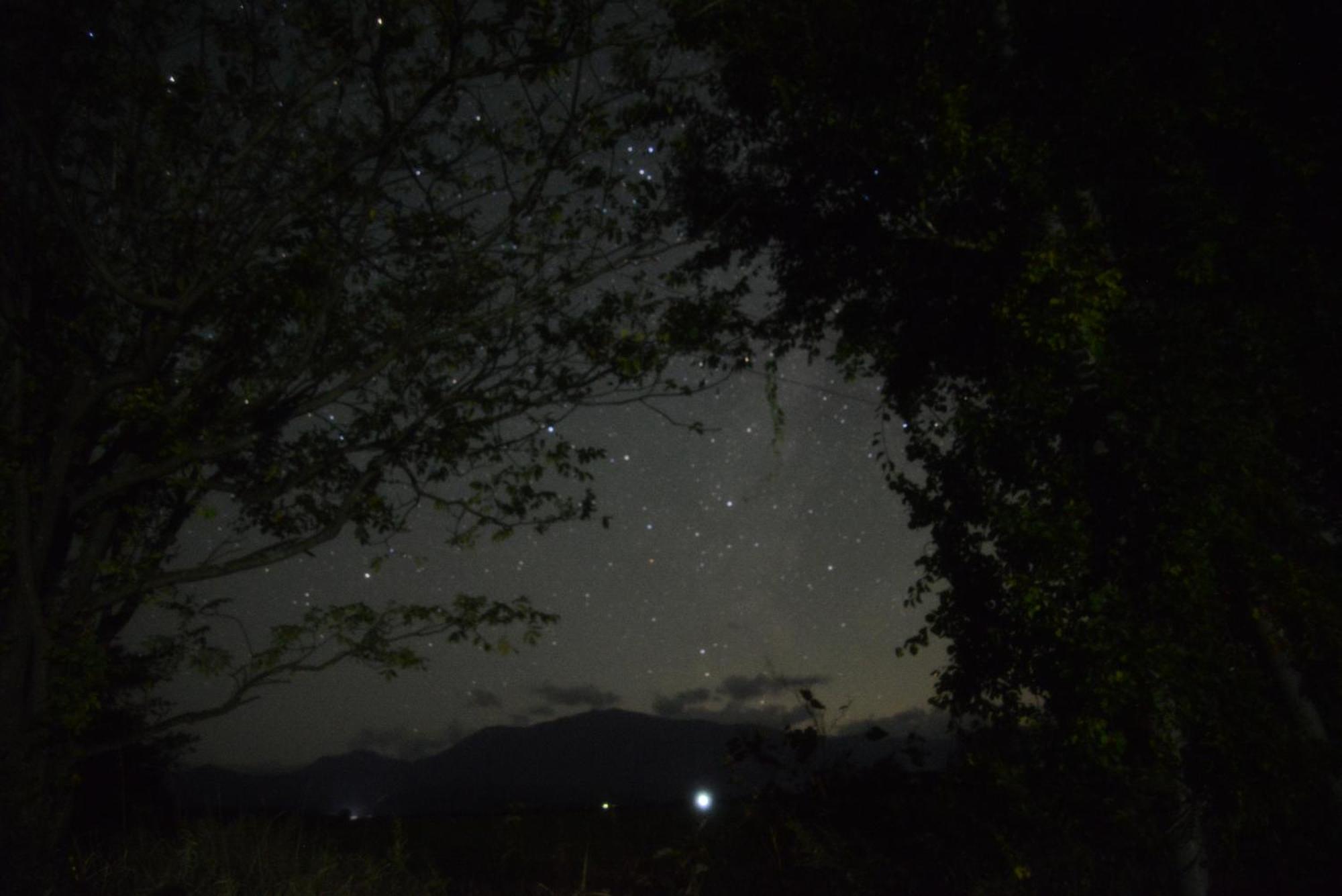Obihiro Yachiyo Youth Hostel Starry Sky Inn Buitenkant foto
